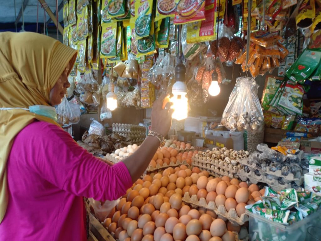 Pedagang Sembako di Pasar Pandansari / inibalikpapan