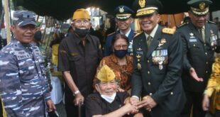 Peringati HUT TNI, Pangdam VI Mulawarman Kunjungi LVRI