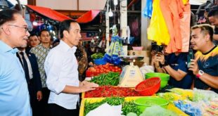 PM Malaysia : Pak Jokowi Ini Terus ke Lapangan, Nggak Capek-capek