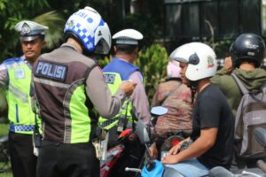 Razia gabungan yang dilakukan Polresta Balikpapan, Dispenda, Jasa Raharja, POM TNI