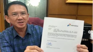 Basuki Tjahaja Purnama alias Ahok mengundurkan diri dari jabatan Komisaris Pertamina demi mengampanyekan Capres Cawapres nomor urut 3 Ganjar Pranowo-Mahfud MD, Jumat (2/2/2024). [Instagram/Ahok]