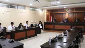 Sidang Putusan yang dibacakan pada 21 Januari 2025 oleh Majelis Komisi yang diketuai oleh Hilman Pujana, dengan anggota Mohammad Reza dan Eugenia Mardanugraha. / KPPU