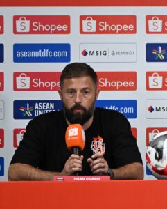 Pelatih Borneo FC Joaquin Gomez / oficial Borneo FC