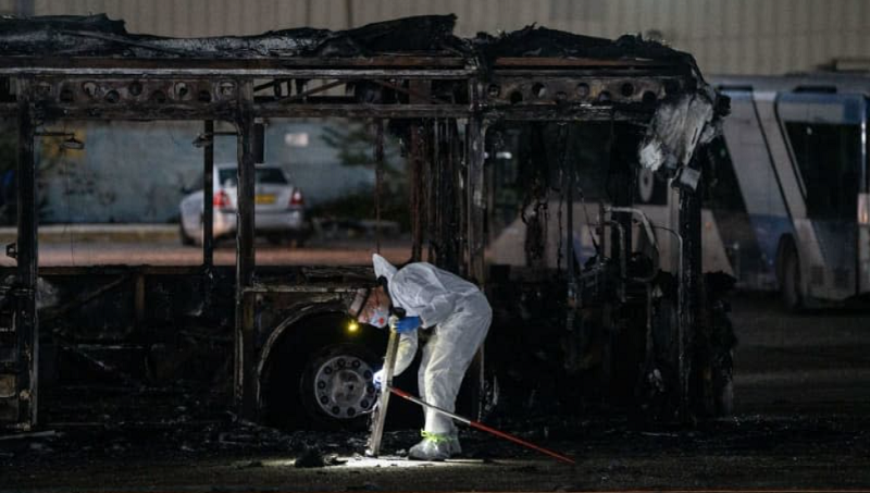 Bus meledak Israel