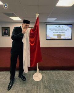 Ole Romeny saat menjalani sumpah sebagai WNI / PSSI