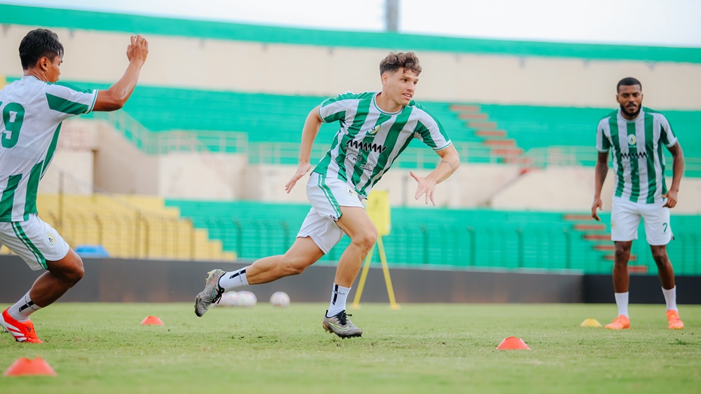 Pemain PSS Sleman tengah berlatih / LIB