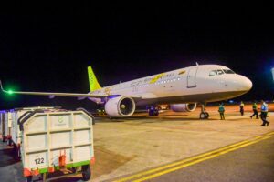 Maskapai Royal Brunei Airlines saat mendarat di Bandara SAMS Sepinggan Balikpapan