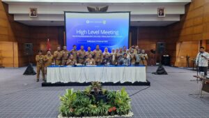 Tim Pengendalian Inflasi Daerah (TPID) dari Kota Balikpapan, Kabupaten Penajam Paser Utara (PPU), dan Kabupaten Paser menggelar High Level Meeting (HLM) pada Selasa, (11/2).