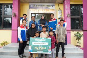 PT KPB menyalurkan 2.025 paket sembako