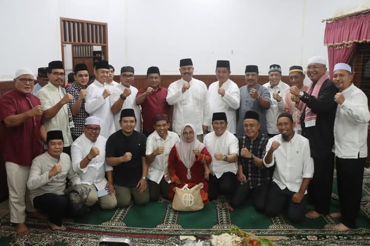 Bupati Kutai Kartanegara (Kukar) Edi Damansyah merayakan ulang tahunnya yang ke-60