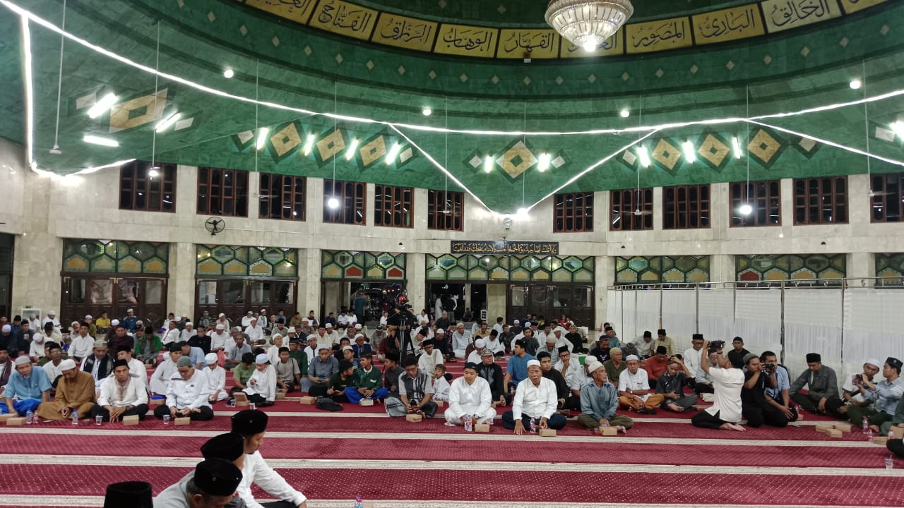 – Pemerintah Kabupaten (Pemkab) Kutai Kartanegara (Kukar) menggelar peringatan Nuzulul Qur'an 1446 H