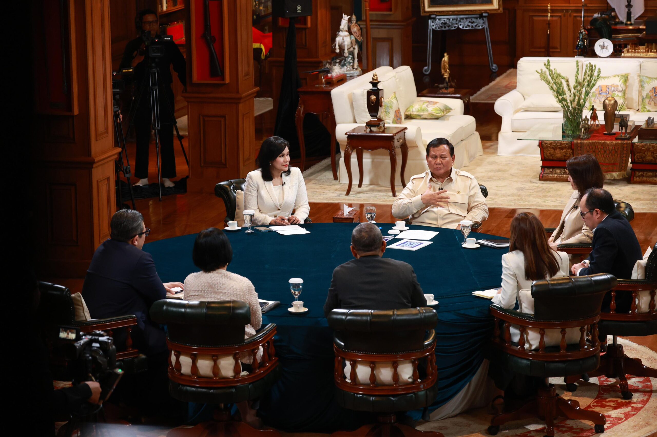 Presien Prabowo Subianto bertemu sejumlah Pemred media di kediamannya / X.com Presiden Prabowo