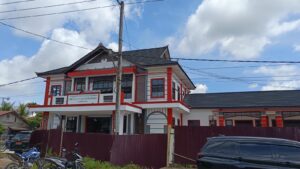 Finishing kantor baru Kelurahan Mangkurawang, Kecamatan Tenggarong, Kukar