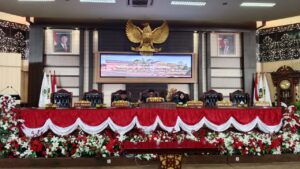 emerintah Kabupaten Kutai Kartanegara (Pemkab Kukar) resmi menerima rekomendasi DPRD Kukar atas Laporan Keterangan Pertanggungjawaban (LKPJ) Bupati