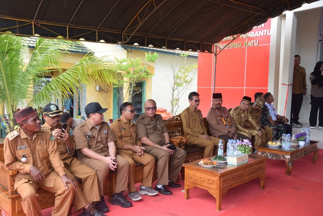Bupati Kukar meresmikan Puskesmas Pembantu (Pusban) Tanjung Batu
