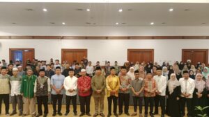 Sekretaris Daerah (Sekda) Kabupaten Kukar Sunggono, saat membuka Seleksi Pra TC Tahap II dan Pembukaan Rapat Kerja Lembaga Pengembangan Tilawatil Quran, di Hotel Grand Elty Singgasana, Tenggarong, Sabtu (26/04/2025). / IST