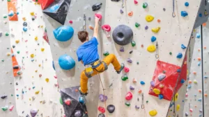 Panjat tebing / ilustrasi / klik dokter