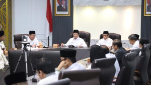 Menteri Agama Nasaruddin Umar mrnggelar breakfast meeting bersama pejabat Eselon I dan II, pimpinan Kanwil Kemenag se-Indonesia, serta para rektor Perguruan Tinggi Keagamaan Negeri (PTKN). / Kemenag