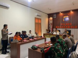 Rapat Koordinasi (Rakor) persiapan pelaksanaan Tactical Floor Game (TFG) sebagai langkah strategis pengamanan menjelang Pemungutan Suara Ulang (PSU) Pilbup Mahakam Ulu 2025 yang akan digelar pada 19 Mei 2025 / Polda Kaltim