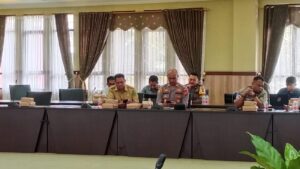 Rapat Dengar Pendapat (RDP) bersama Komisi III DPRD Kutai Kartanegara yang digelar di ruang Banmus DPRD Kukar, Senin (5/5/2025).