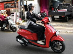 Yamaha Grand Filano Hybrid dengan tampilan retro yang timeless