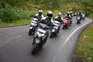 Yamaha GEAR ULTIMA sukses menaklukkan jalur kombinasi perkotaan dan pegunungan di Pulau Dewata.