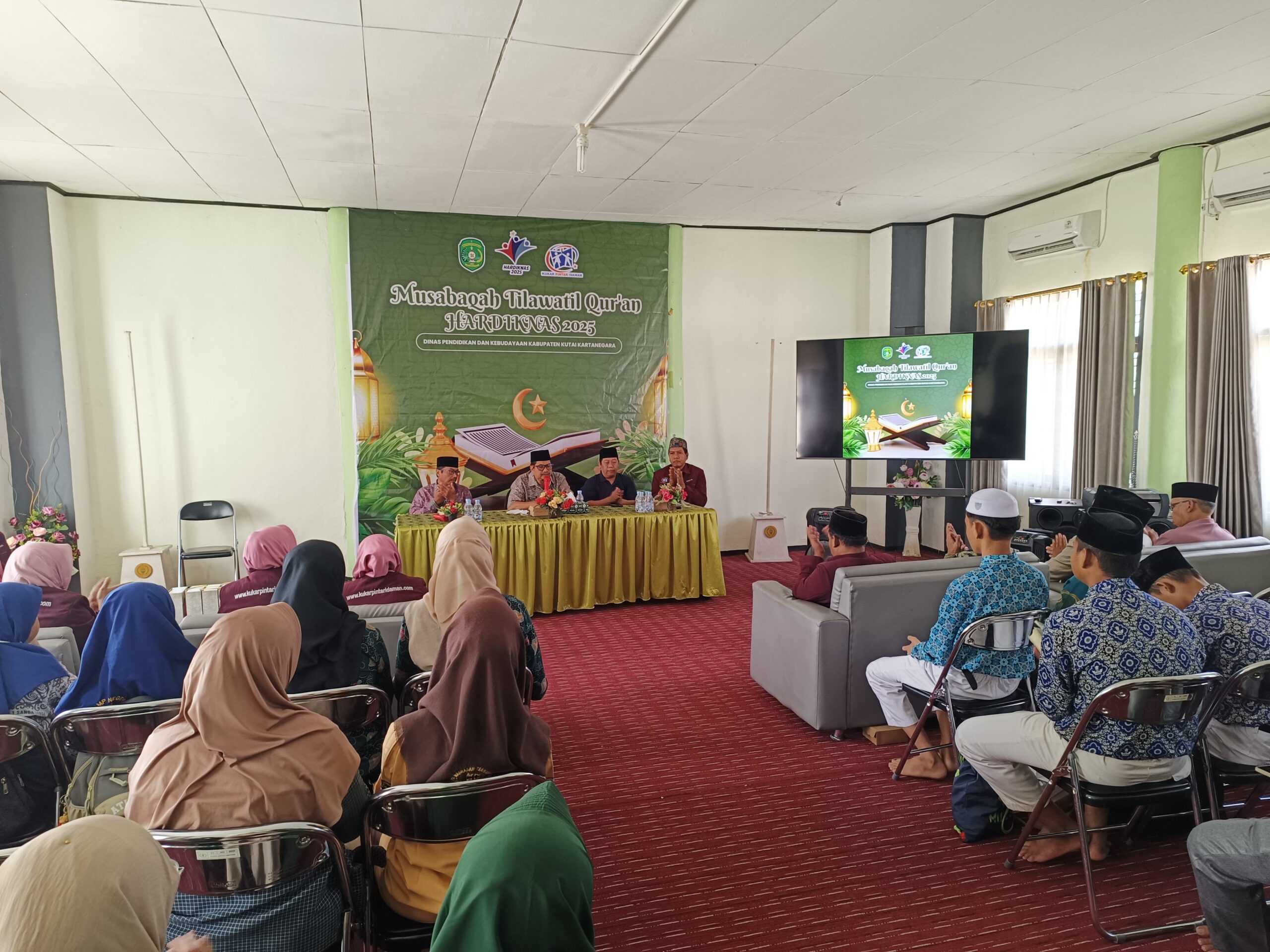 Dinas Pendidikan dan Kebudayaan (Disdikbud) Kukar gelar Lomba Musabaqah Tilawah Quran (MTQ) tingkat SMP.