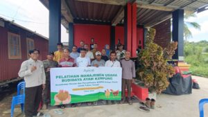 PT Kutai Refinery Nusantara (KRN) menggelar pelatihan budidaya ayam kampung di Kampung Salok Baru, Kelurahan Kariangau, Balikpapan Barat pada Senin (28/4/25).