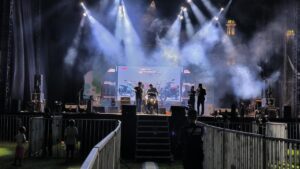 Panggung “Carnaval Yamaha” di Expo Gebyar Koperasi dan UMKM Kutim 2025. Foto: Yamaha