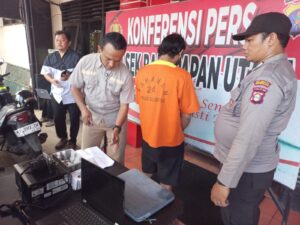 Pelaku dan barang bukti yang damankan