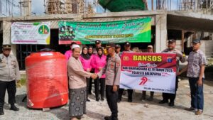 Polsek Balikpapan Utara bersama Bhayangkari Ranting Balikpapan Utara menggelar kegiatan Bakti Sosial (Baksos) dan Bhakti Religi di Masjid Al-Hafiz, Kelurahan Karang Joang, Kecamatan Balikpapan Utara