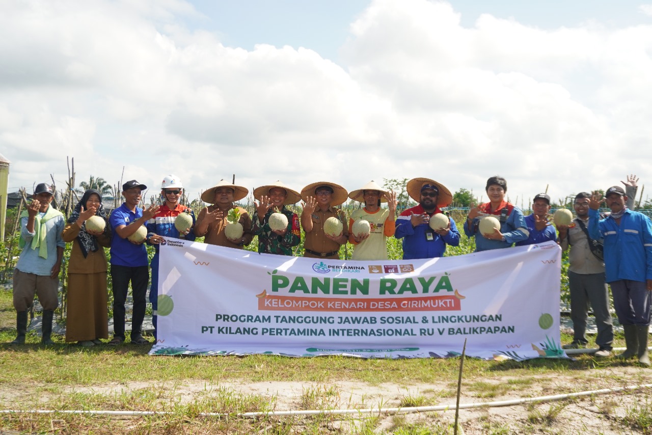 Kelompok Ketahanan Pangan Giri Mukti (KENARI) yang sukses menggelar panen raya melon di Desa Giri Mukti, Kabupaten Penajam Paser Utara.