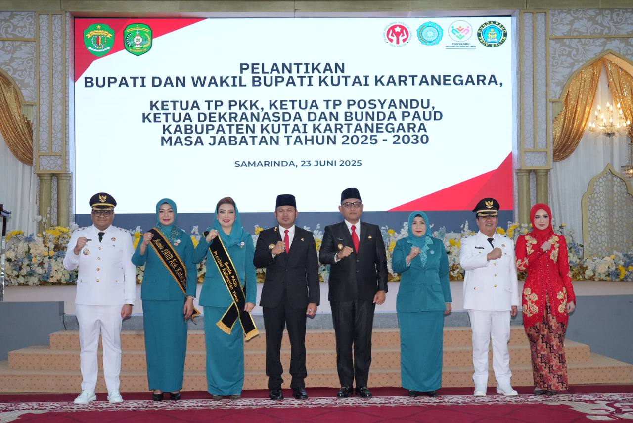 Pelantikan Bupati dan Wakil Bupati Kutai Kartanegara (Kukar) terpilih, Aulia Rahman Basri dan Rendy Solihin, untuk masa jabatan 2025-2030.