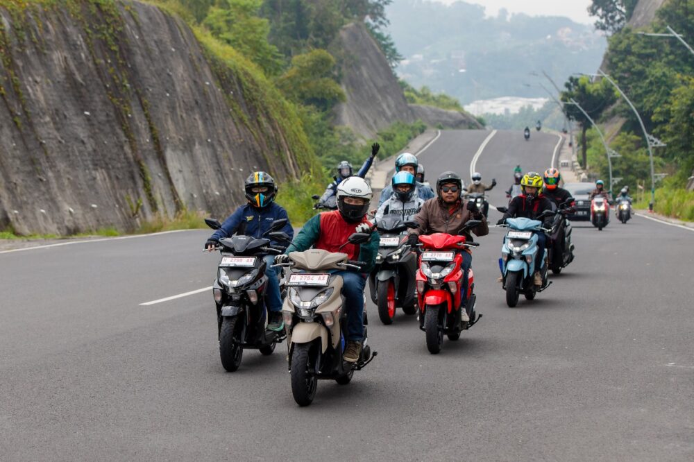 Yamaha Borong 9 Piala di Otomotif Award 2025, AEROX ALPHA “TURBO” Jadi Jawara Utama!