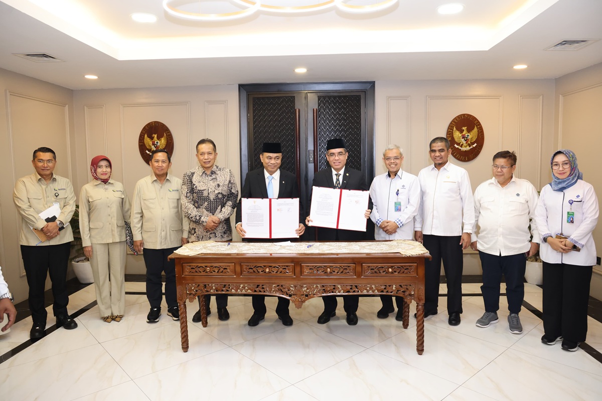 Kementerian Ketenagakerjaan (Kemnaker) dan Kementerian Koperasi dan UKM (Kemenkop UKM) resmi menjalin kemitraan strategis untuk mendukung Program Koperasi Merah Putih, salah satu program unggulan Presiden Prabowo Subianto (Foto: Dok Kemnaker)
