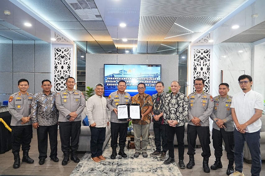 Kapolda Kaltim Irjen Pol Endar Priantoro, secara resmi melakukan penandatanganan persetujuan desain pembangunan Markas Komando Polrestabes Khusus IKN / Polda Kaltim