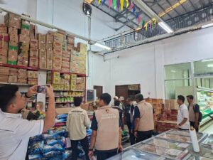 Satgas Pangan Polda Kaltim dan Pemerintah Daerah (Pemda) melakukan inspeksi mendadak (sidak) ke sejumlah titik distribusi dan penjualan beras di Kota Balikpapan / Polda Kaltim