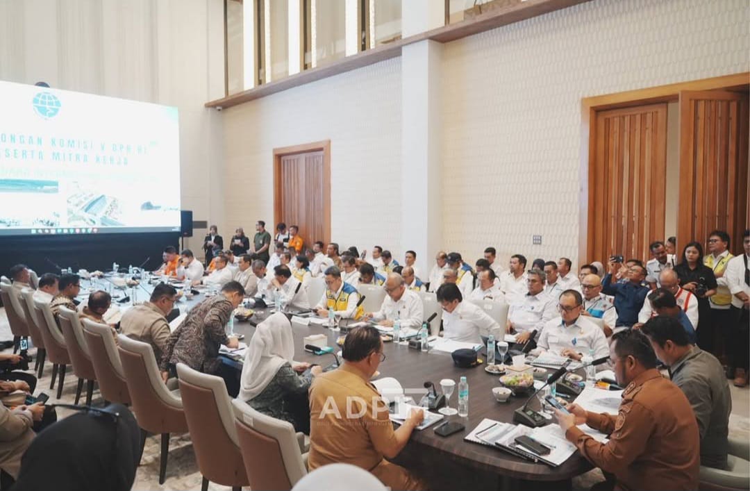 Gubernur Kaltim Rudy Mas’ud dan Komisi V DPR RI /Pemprov Kaltim