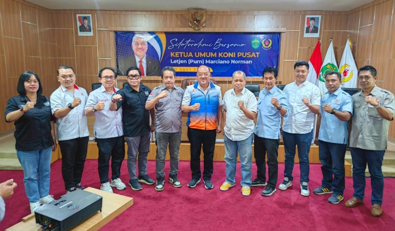 Ketua Umum Komite Olahraga Nasional Indonesia (KONI) Pusat Marciano Norman menemui pengurus KONI Provinsi dan Kabupaten/Kota seKaltim untuk menyerap aspirasi.Foto Istimewa/Humas KONI Pusat