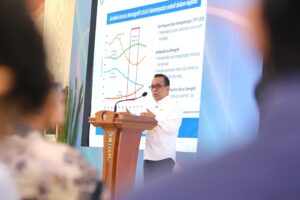 Menko PMK Pratikno saat memberikan sambutan pada peluncuran Desain Besar Pembangunan Kependudukan (DBPK) Tahun 2025–2045. (Foto: Kemenko PMK)