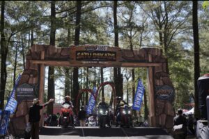 1.000 Lebih Biker Ramaikan MAXi Yamaha Day 2025 di Makassar