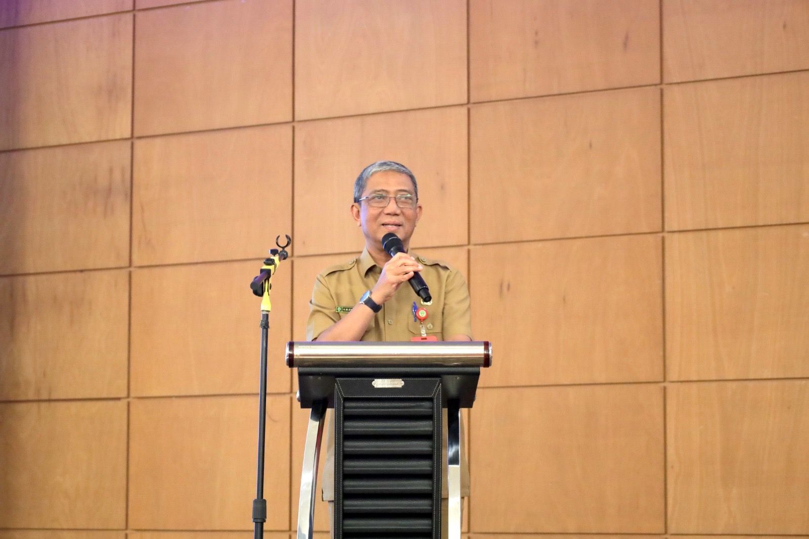 Asisten Pemerintahan dan Kesejahteraan Rakyat Sekretariat Daerah Provinsi Kaltim, HM Syirajudin / Pemprov Kaltim