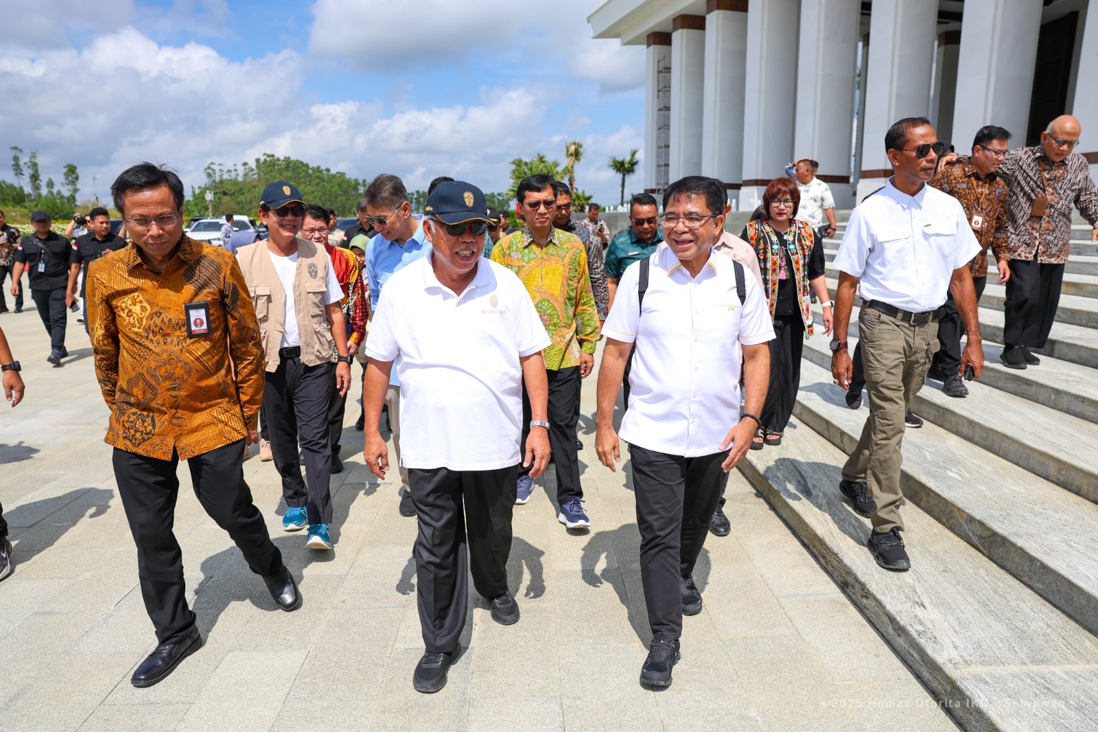 Kepala Otorita IKN, Basuki Hadimuljono, bersama Komisi XIII DPR RI melakukan peninjauan Barang Milik Negara (BMN) di Kawasan IKN pada Sabtu (26/07/2025) / Humas IKN