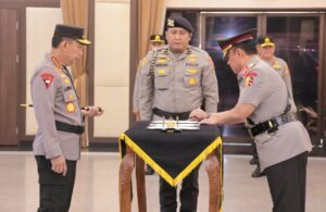 Kapolri Jenderal Polisi Listyo Sigit Prabowo secara resmi melantik Komjen Pol. Dedi Prasetyo sebagai Wakapolri / Info Publik