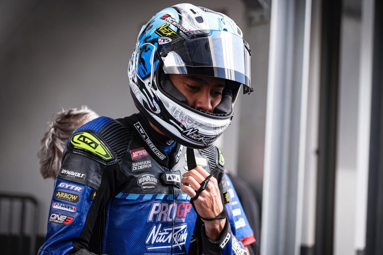 Arai Agaska Tampil Berkelas di World Supersport 300 Magny-Cours