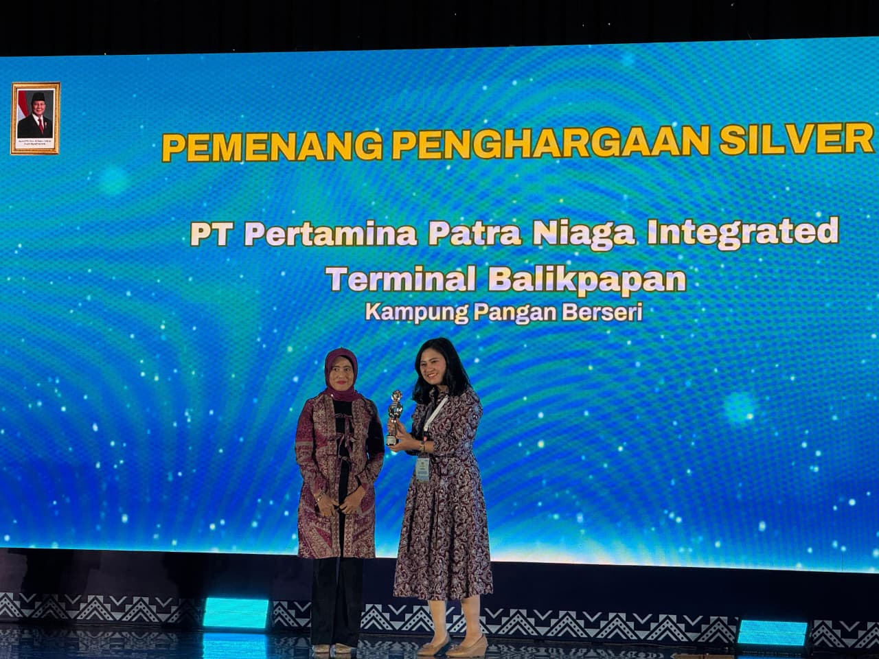 Pertamina Patra Niaga Regional Kalimantan Raih Silver di CSR & PDB Awards 2025 Berkat Program Kampung Pangan Berseri