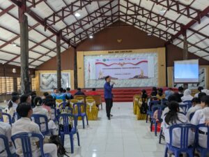 Bursa Efek Indonesia (BEI) melalui Kantor Perwakilan Kalimantan Timur dan Kalimantan Utara sedang gencar memperluas akses edukasi pasar modal