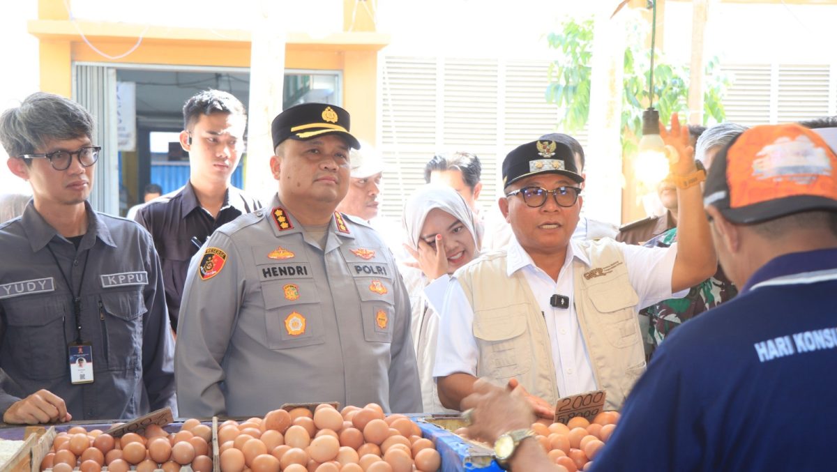 Kapolresta Samarinda Kombes Pol Hendri Umar, Wakil Wali Kota Saefuddin Zuhri , dan unsur muspida saat sidak / Polda