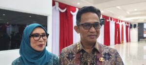 Wali Kota Balikpapan Rahmad Mas'ud dan Ketua TP PKK Nurlena