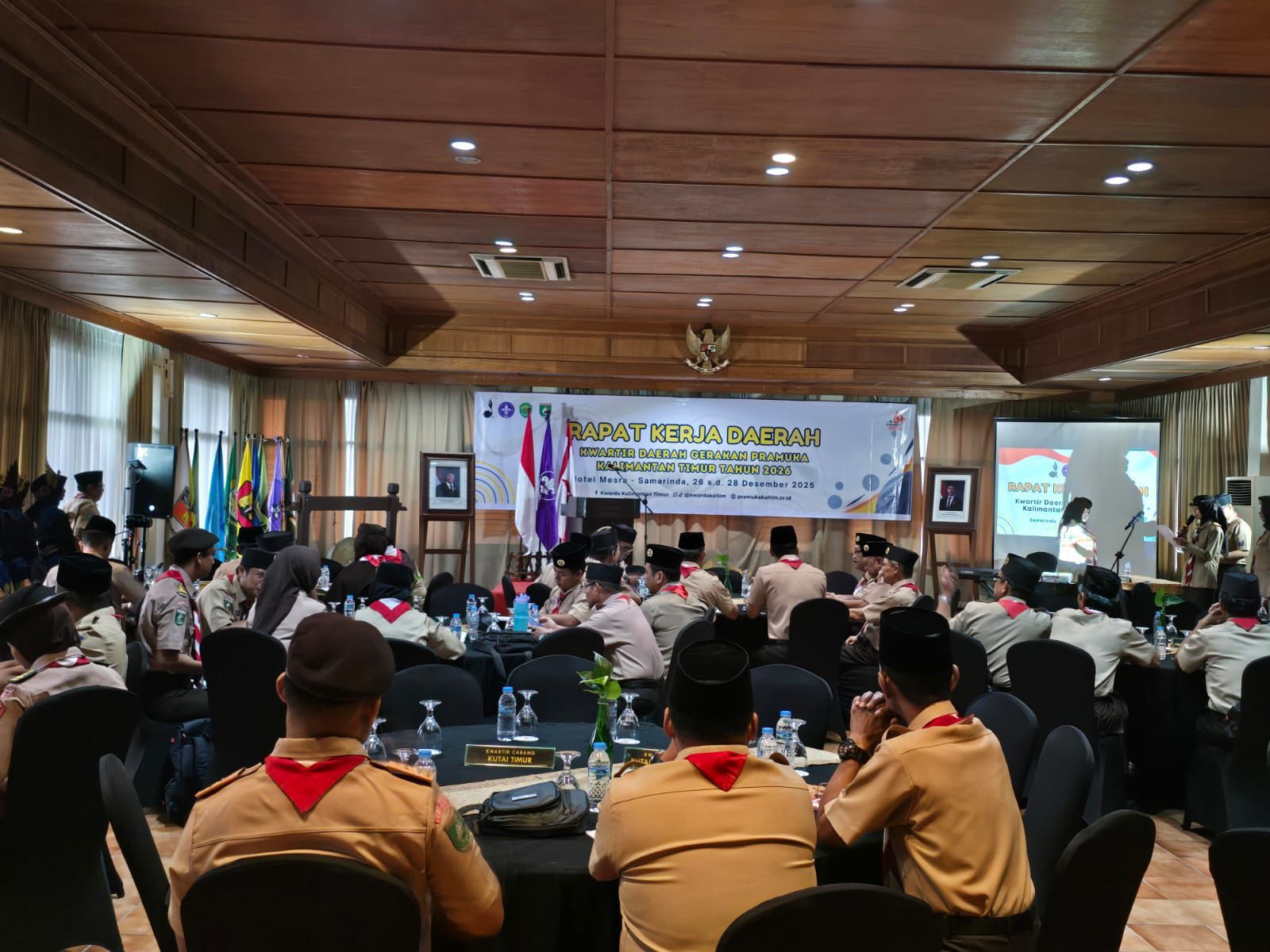 Rapat Kerja Daerah (Rakerda) Kwartir Daerah Gerakan Pramuka Kalimantan Timur Tahun 2026 di Hotel Mesra Samarinda, 26–28 Desember 2025.